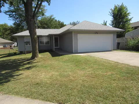 2764 N Washington Ave, Springfield, MO 65803 photo 1