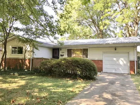 1839 S Plaza Ave, Springfield, MO 65804 photo 1