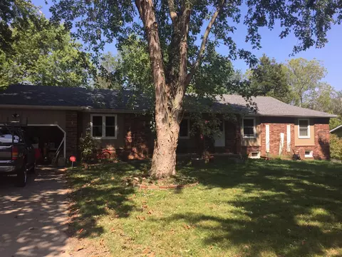 2769 W Grayrock Dr, Springfield, MO 65810 photo 1