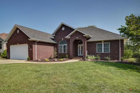 2606 N Skyview Ln, Ozark, MO 65721 photo 1