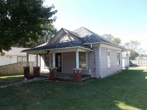 2259 N Travis, Springfield, MO 65803 photo 1