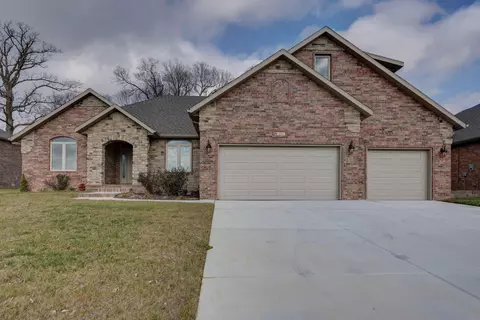 5115 E Wild Horse Dr, Springfield, MO 65802 photo 1