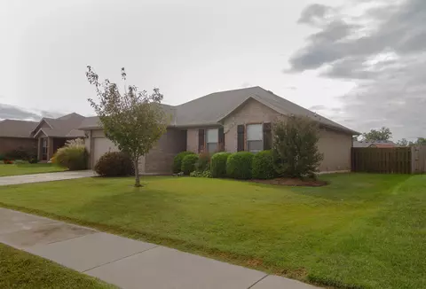 2604 Cover Dr, Ozark, MO 65721 photo 1