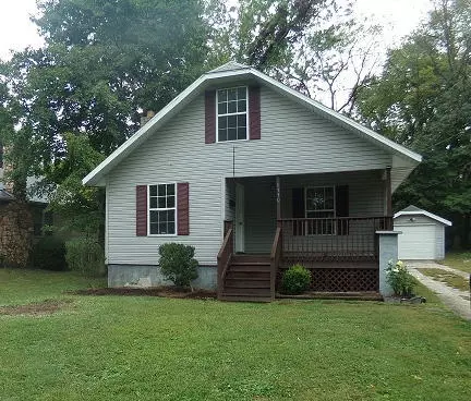 1130 S Crutcher Ave, Springfield, MO 65804 photo 1