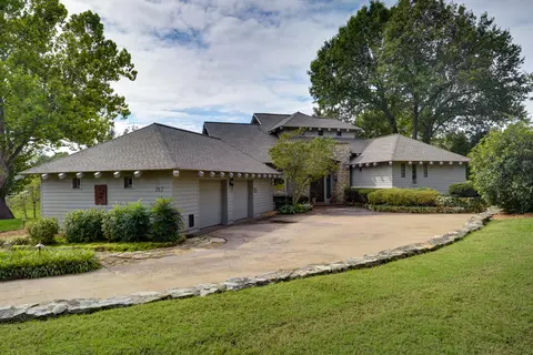 767 S Mumford Dr, Springfield, MO 65809 photo 1