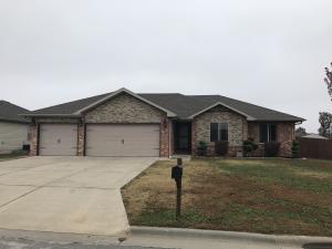 1174 S Hazelnut Ave, Springfield, MO 65802 photo 1
