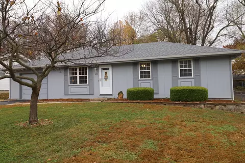 1038 S John Ave, Springfield, MO 65804 photo 1