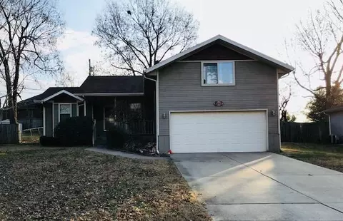 4528 S Leroy Ave, Springfield, MO 65810 photo 1