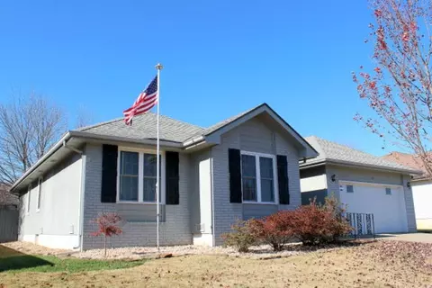 3141 S Nettleton Ave, Springfield, MO 65807 photo 1