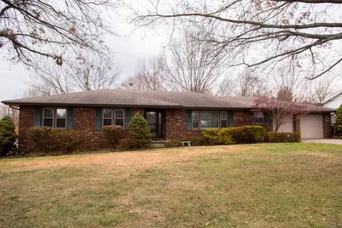 1444 W Swan St, Springfield, MO 65807 photo 1