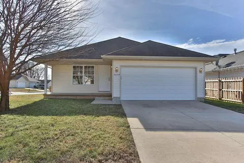 3930 W Church St, Springfield, MO 65802 photo 1