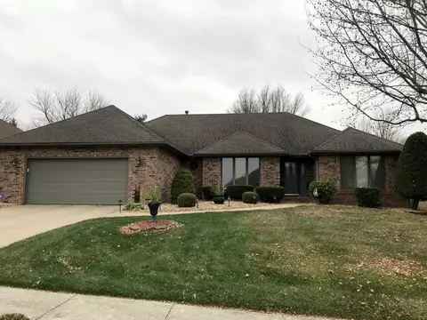 1228 W Swallow St, Springfield, MO 65810 photo 1