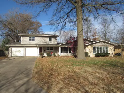 2205 E Claiborne St, Springfield, MO 65804 photo 1