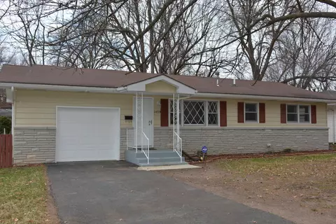 1459 E Broadmoor St, Springfield, MO 65804 photo 1