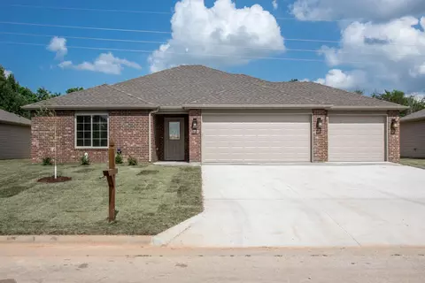 3104 N Oakland Ave, Springfield, MO 65803 photo 1
