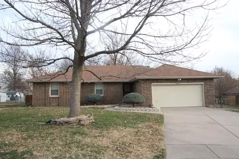 3904 S Gatlin Ct, Springfield, MO 65807 photo 1