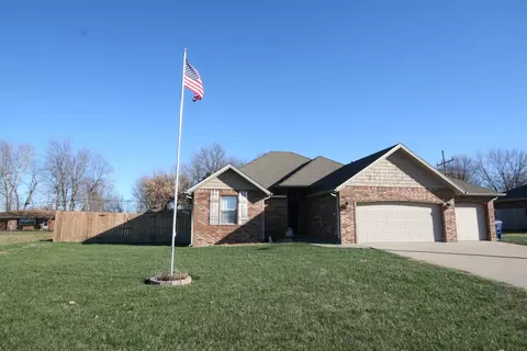 214 Sparrow Ln, Willard, MO 65781 photo 1
