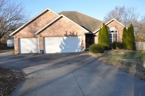 1733 S Burks Ave, Springfield, MO 65807 photo 1