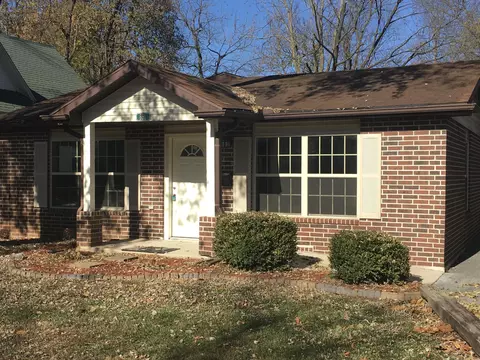 651 W Nichols St, Springfield, MO 65802 photo 1