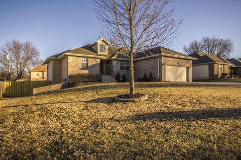 3635 W Kingsley St, Springfield, MO 65807 photo 1