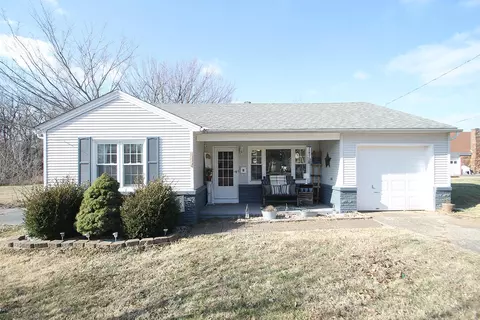 1447 S Thelma Ave, Springfield, MO 65807 photo 1