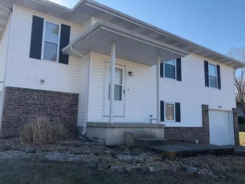 1514 W Meadow St, Ozark, MO 65721 photo 1