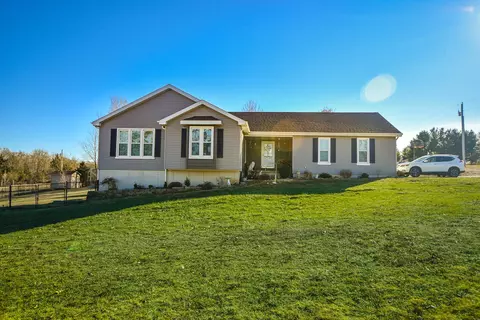 130 Westfall Dr, Sparta, MO 65753 photo 1