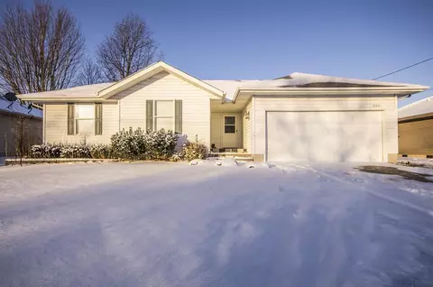 2301 N Roosevelt Ave, Springfield, MO 65803 photo 1