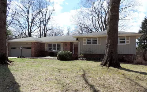 2915 S Chantilly Ln, Springfield, MO 65804 photo 1