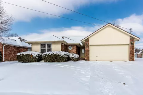 2361 E Harrison St, Springfield, MO 65802 photo 1