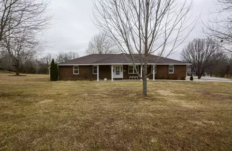 8575 Oaklawn Dr, Willard, MO 65781 photo 1