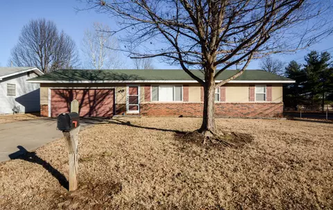 2208 N Drury Ave, Springfield, MO 65803 photo 1