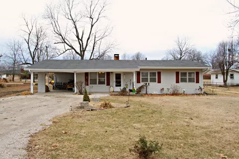 323 N Vine St, Marshfield, MO 65706 photo 1