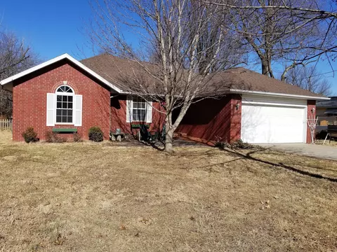 113 W Knight St, Willard, MO 65781 photo 1