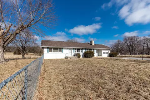 1745 W Farm Rd 56, Springfield, MO 65803 photo 1