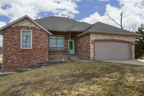 1524 N Marshall St, Marshfield, MO 65706 photo 1