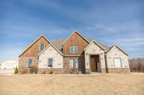 315 Grayhawk Loop, Marshfield, MO 65706 photo 1