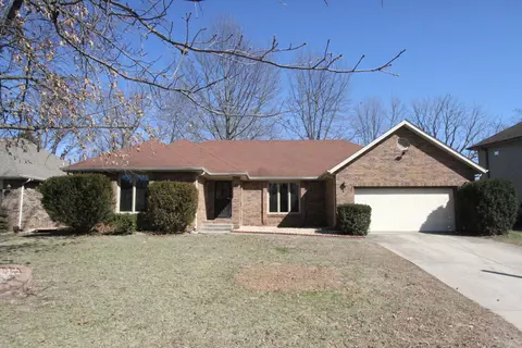 3424 S Glenhaven Ct, Springfield, MO 65804 photo 1