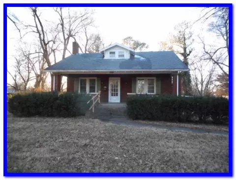 1561 S Campbell Ave, Springfield, MO 65807 photo 1