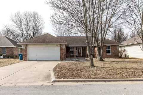 207 Maplecrest, Nixa, MO 65714 photo 1