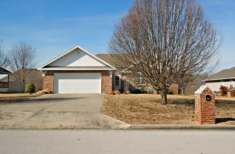 961 Lewis St, Marshfield, MO 65706 photo 1