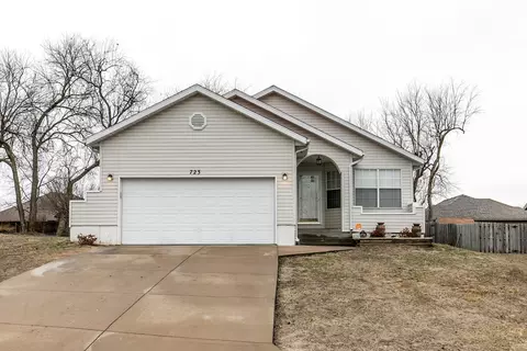723 E Appleridge, Nixa, MO 65714 photo 1
