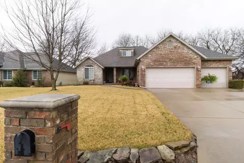 825 S Long Dr, Springfield, MO 65802 photo 1