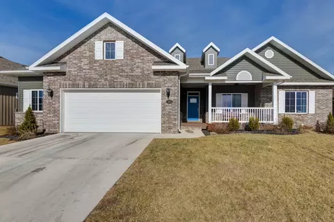 593 E Katella Cir, Nixa, MO 65714 photo 1