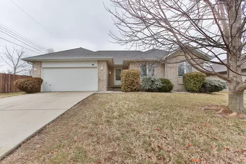 677 W Grayrock Dr, Springfield, MO 65810 photo 1