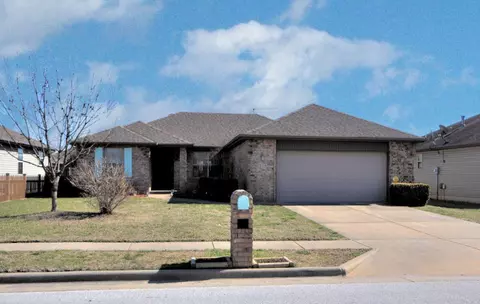 424 S Casa Grande Ave, Springfield, MO 65802 photo 1