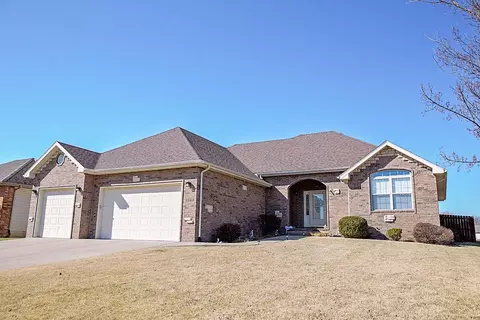 3153 N Ohara Ave, Springfield, MO 65803 photo 1