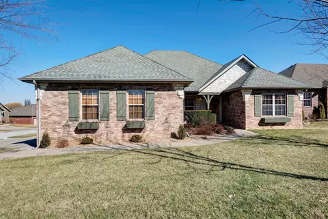 3872 N Sheedy Ave, Springfield, MO 65803 photo 1