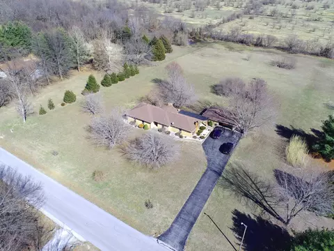 6864 N Brayfield Dr, Willard, MO 65781 photo 1