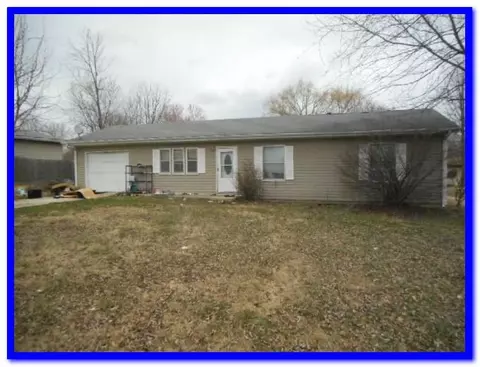 924 Joann St, Marshfield, MO 65706 photo 1